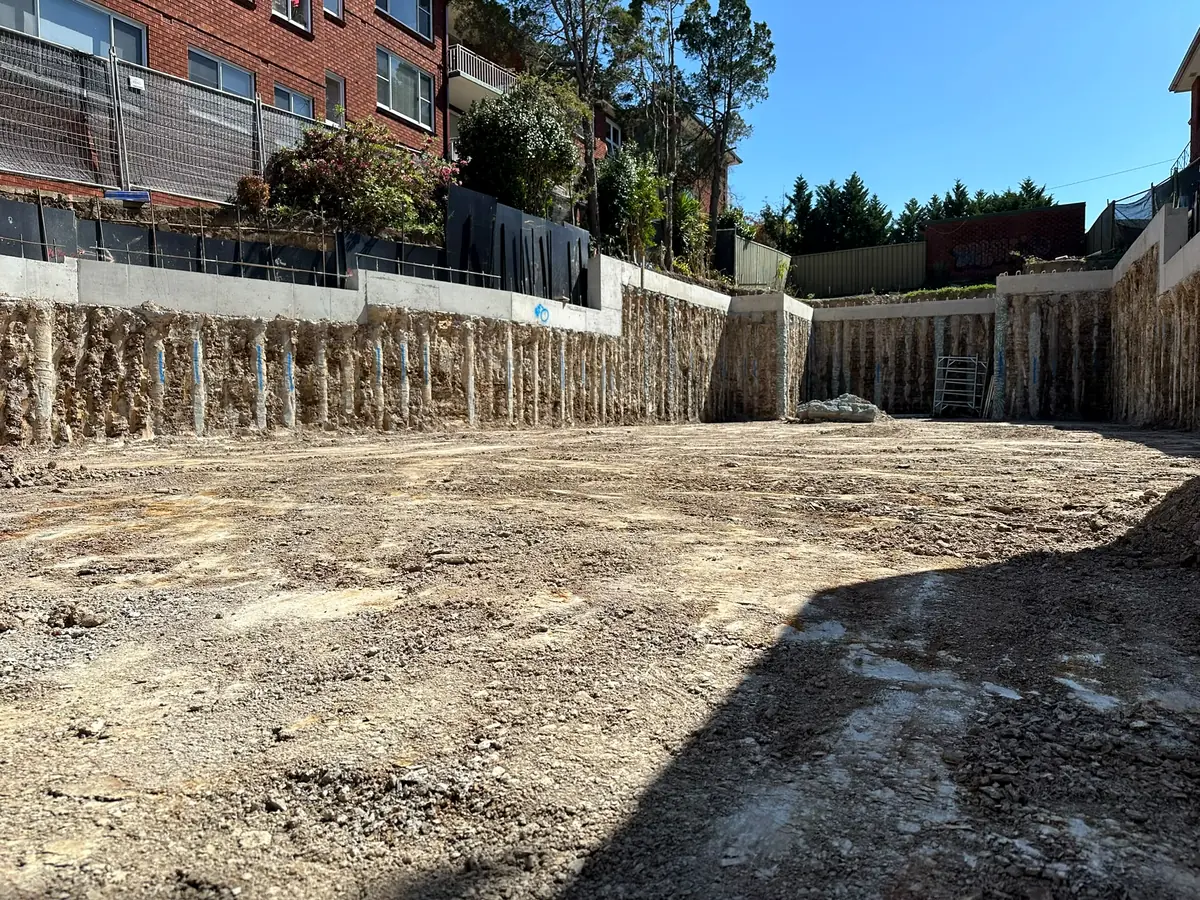 Soldier piles with a capping beam