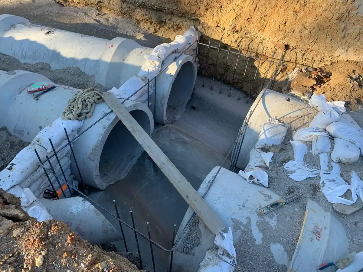 Service trenching